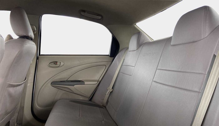 2014 Toyota Etios GD, Diesel, Manual, 1,12,969 km, Right Side Rear Door Cabin