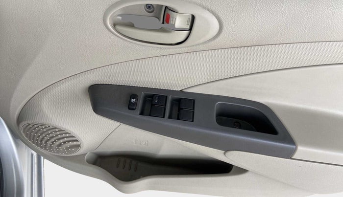 2014 Toyota Etios GD, Diesel, Manual, 1,12,969 km, Driver Side Door Panels Control