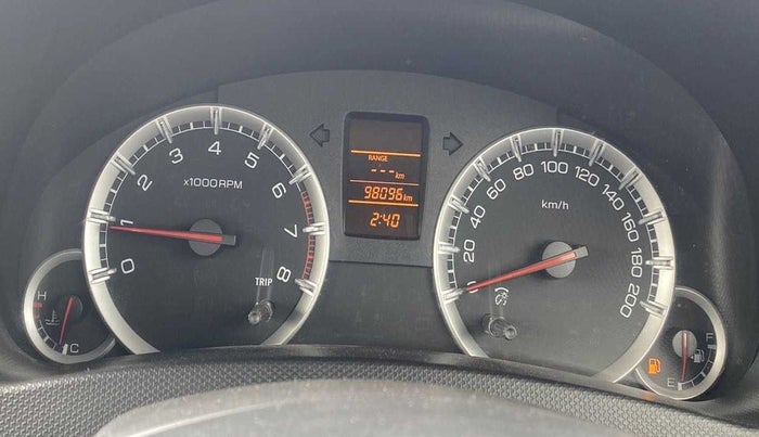 2011 Maruti Swift VXI, Petrol, Manual, 98,082 km, Odometer Image