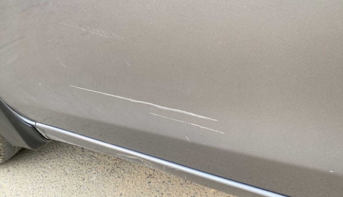 2016 Maruti Celerio ZXI AMT, Petrol, Automatic, 59,828 km, Front passenger door - Minor scratches