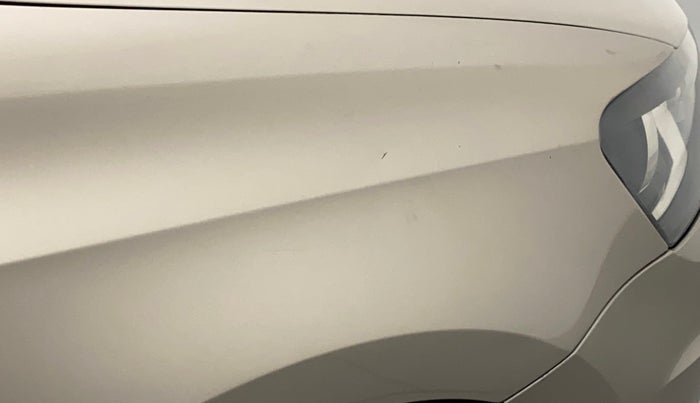2016 Volkswagen Vento HIGHLINE 1.6 MPI, Petrol, Manual, 83,310 km, Right fender - Minor scratches