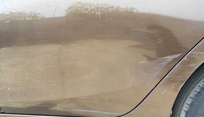 2015 Maruti Ciaz VXI, Petrol, Manual, 81,086 km, Rear left door - Slightly dented