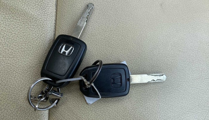 2016 Honda City 1.5L I-VTEC SV, Petrol, Manual, 39,352 km, Key Close Up