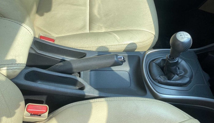2016 Honda City 1.5L I-VTEC SV, Petrol, Manual, 39,352 km, Gear Lever