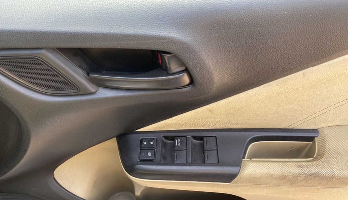 2016 Honda City 1.5L I-VTEC SV, Petrol, Manual, 39,352 km, Driver Side Door Panels Control