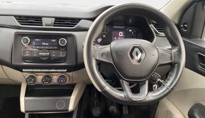 2020 Renault TRIBER RXL MT, Petrol, Manual, 25,406 km, Steering Wheel Close Up