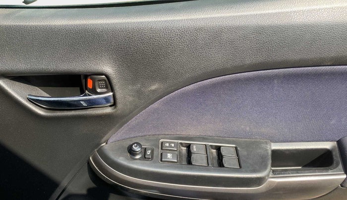 2020 Toyota Glanza V CVT, Petrol, Automatic, 26,598 km, Driver Side Door Panels Control