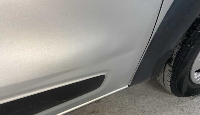 2019 Renault Kwid RXL, Petrol, Manual, 28,738 km, Driver-side door - Line - Paint ok & Dent >8 inch(on criase line)