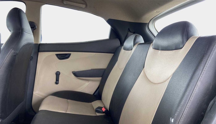 2014 Hyundai Eon ERA +, Petrol, Manual, 55,711 km, Right Side Rear Door Cabin
