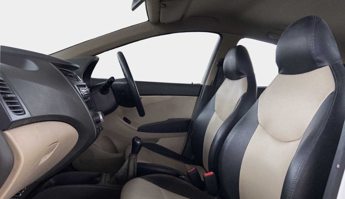 2014 Hyundai Eon ERA +, Petrol, Manual, 55,711 km, Right Side Front Door Cabin