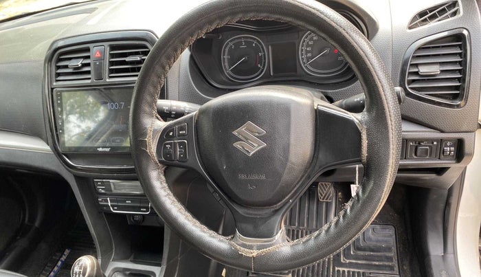 2018 Maruti Vitara Brezza ZDI, Diesel, Manual, 94,565 km, Steering wheel - Sound system control not functional