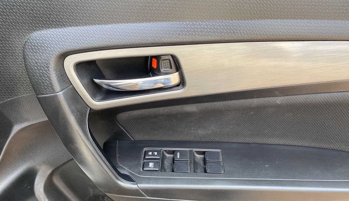2018 Maruti Vitara Brezza ZDI, Diesel, Manual, 94,565 km, Driver Side Door Panels Control