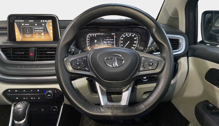 2022 Tata ALTROZ XZA PLUS, Petrol, Automatic, 6,073 km, Steering Wheel Close Up