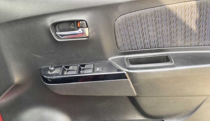2013 Maruti Wagon R Stingray VXI, Petrol, Manual, 66,341 km, Driver Side Door Panels Control