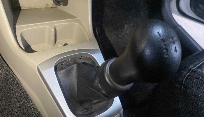 2017 Maruti Alto K10 VXI, Petrol, Manual, 18,199 km, Gear lever - Boot cover slightly torn