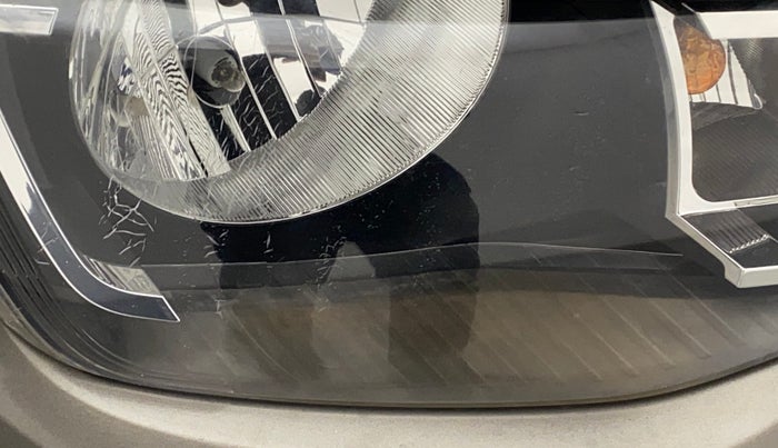 2016 Renault Kwid RXT 1.0 AMT (O), Petrol, Automatic, 60,465 km, Right headlight - Minor damage