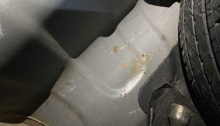 2014 Hyundai Xcent S 1.2, Petrol, Manual, 70,255 km, Boot floor - Slight discoloration