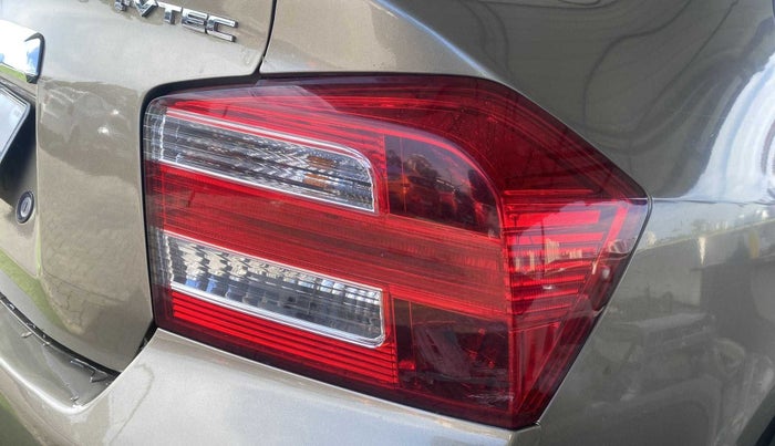 2013 Honda City 1.5L I-VTEC S MT, Petrol, Manual, 99,832 km, Right tail light - Minor scratches