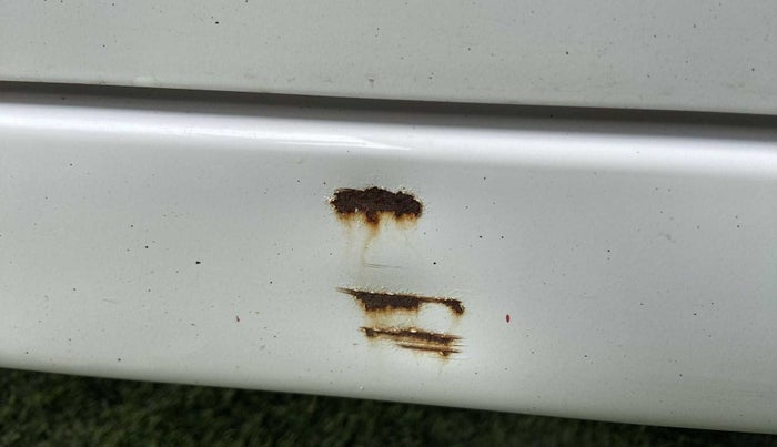 2017 Hyundai Eon ERA +, Petrol, Manual, 22,261 km, Right running board - Slightly dented