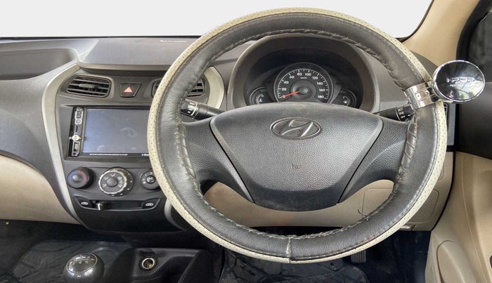 2017 Hyundai Eon ERA +, Petrol, Manual, 22,261 km, Steering Wheel Close Up
