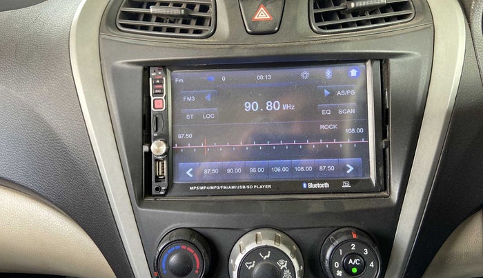 2017 Hyundai Eon ERA +, Petrol, Manual, 22,261 km, Infotainment system - Touch screen not working