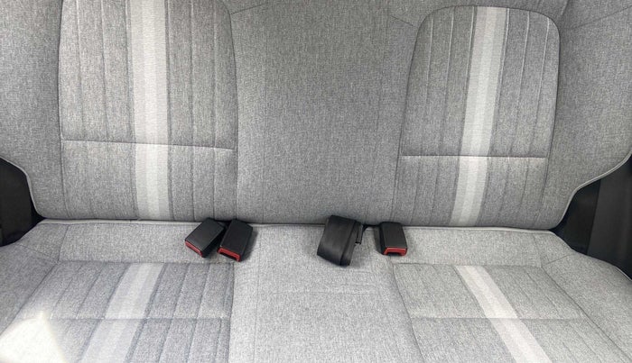 2019 Hyundai GRAND I10 NIOS SPORTZ AMT 1.2 KAPPA VTVT, Petrol, Automatic, 9,103 km, Second-row right seat - Cover slightly stained