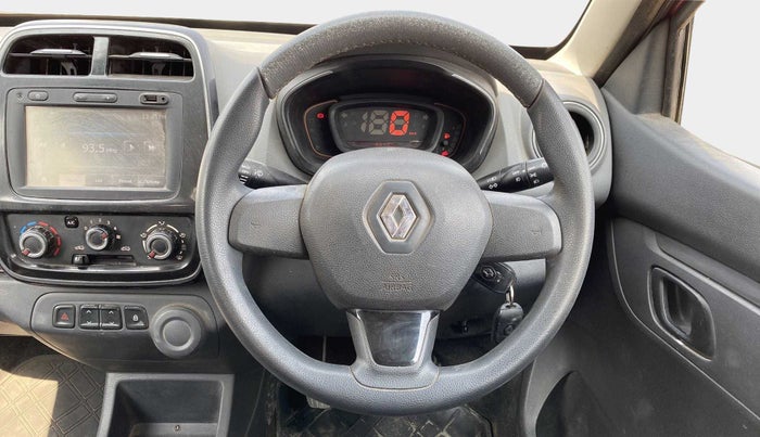 2016 Renault Kwid RXT 0.8, Petrol, Manual, 86,483 km, Steering Wheel Close Up