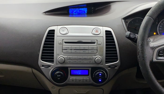 2010 Hyundai i20 SPORTZ (O) 1.2, Petrol, Manual, 67,856 km, Air Conditioner
