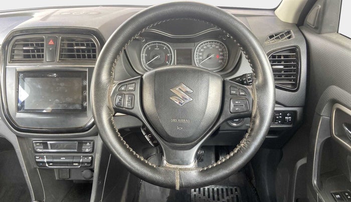 2017 Maruti Vitara Brezza ZDI PLUS DUAL TONE, Diesel, Manual, 90,391 km, Steering Wheel Close Up