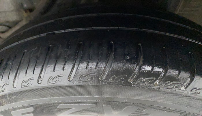 2017 Honda Brio VX MT, Petrol, Manual, 92,248 km, Left Rear Tyre Tread