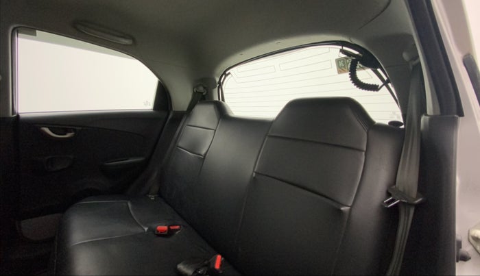 2017 Honda Brio VX MT, Petrol, Manual, 92,248 km, Right Side Rear Door Cabin