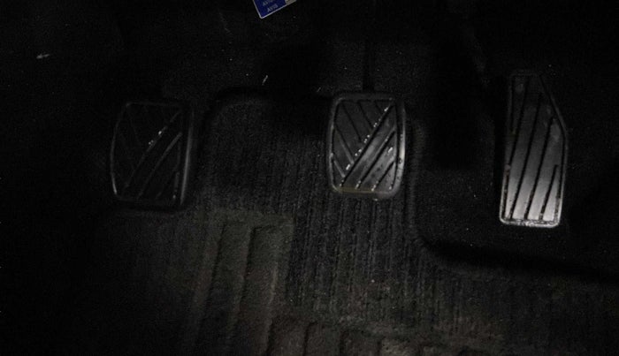 2019 Maruti Baleno DELTA PETROL 1.2, Petrol, Manual, 24,676 km, Pedals
