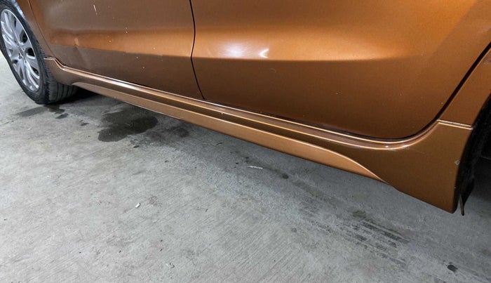 2016 Maruti Baleno ALPHA PETROL 1.2, Petrol, Manual, 62,194 km, Left running board - Minor scratches