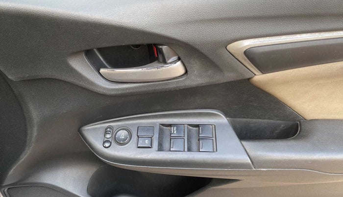 2016 Honda Jazz 1.2L I-VTEC V, Petrol, Manual, 61,667 km, Driver Side Door Panels Control