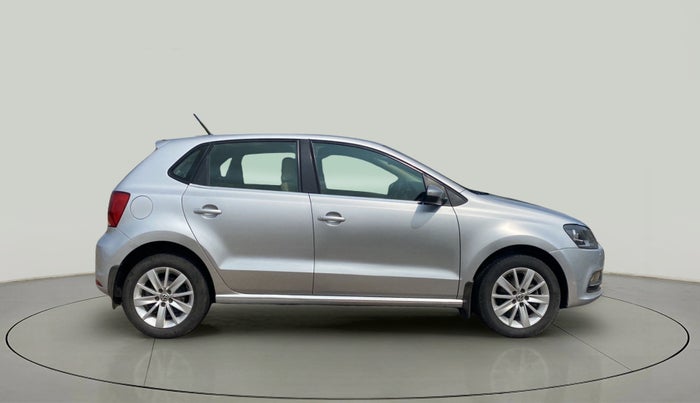 2015 Volkswagen Polo HIGHLINE1.2L, Petrol, Manual, 63,830 km, Right Side View