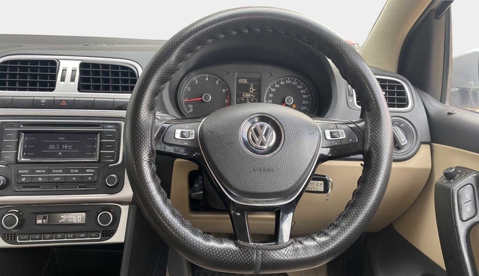 2015 Volkswagen Polo HIGHLINE1.2L, Petrol, Manual, 63,830 km, Steering Wheel Close Up