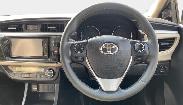 2016 Toyota Corolla Altis GL PETROL, Petrol, Manual, 77,761 km, Steering Wheel Close Up