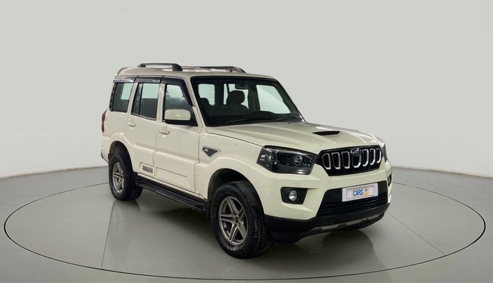 2018 Mahindra Scorpio S7, Diesel, Manual, 50,995 km, Right Front Diagonal