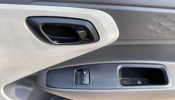 2021 Hyundai AURA E 1.2, Petrol, Manual, 22,974 km, Driver Side Door Panels Control