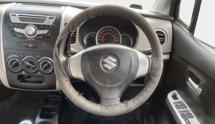 2015 Maruti Wagon R 1.0 VXI, Petrol, Manual, 31,355 km, Steering Wheel Close Up