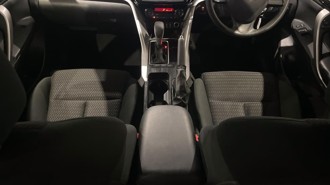 2023 Mitsubishi Eclipse Cross Es (2WD), Automatic, 45534 km, Center Console