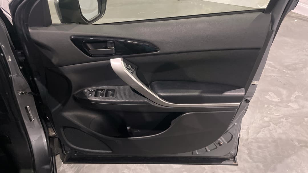 2023 Mitsubishi Eclipse Cross Es (2WD), Automatic, 45534 km, Speaker View
