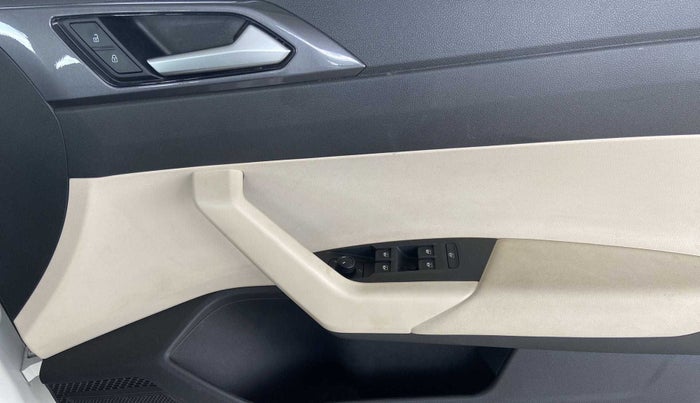 2022 Volkswagen VIRTUS GT PLUS TSI 1.5 EVO DSG, Petrol, Automatic, 16,185 km, Driver Side Door Panels Control