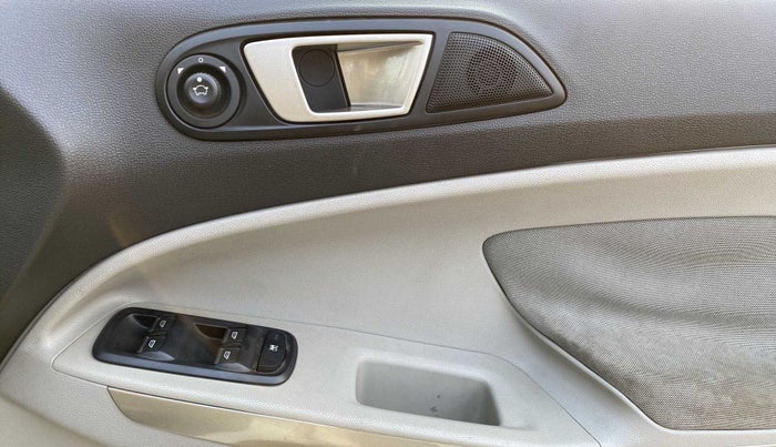 2016 Ford Ecosport TITANIUM 1.5L PETROL AT, Petrol, Automatic, 22,296 km, Driver Side Door Panels Control