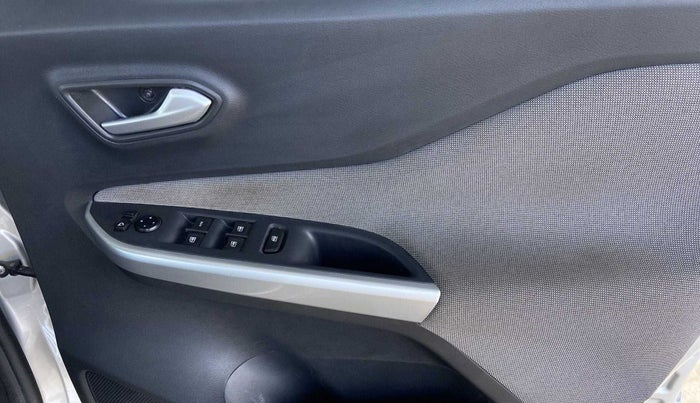 2022 Nissan MAGNITE XL, Petrol, Manual, 25,870 km, Driver Side Door Panels Control