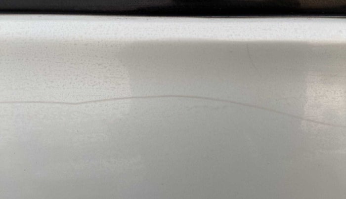 2018 Tata Tiago XTA PETROL, CNG, Automatic, 40,505 km, Right rear door - Minor scratches