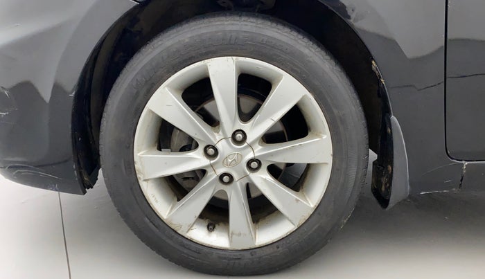 2012 Hyundai Verna FLUIDIC 1.6 VTVT SX OPT, Petrol, Manual, 69,778 km, Left Front Wheel