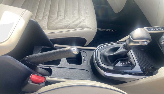 2022 KIA CARENS LUXURY PLUS 1.5 DIESEL AT 7 STR, Diesel, Automatic, 19,388 km, Gear Lever