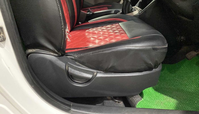 2015 Hyundai Grand i10 MAGNA 1.2 KAPPA VTVT, Petrol, Manual, 57,738 km, Driver Side Adjustment Panel