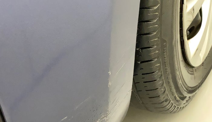 2017 Maruti Dzire VDI AMT, Diesel, Automatic, 1,00,864 km, Front bumper - Minor scratches